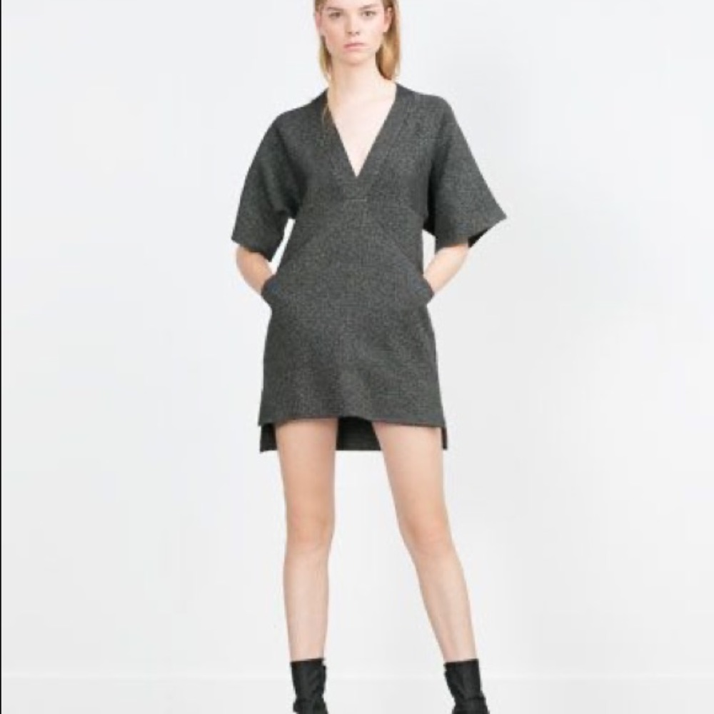 Zara knit gray dress with pouch pockets